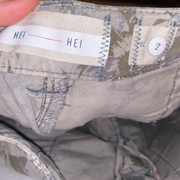 Anthropologie Hei Hei Wanderer Green Floral Print Cropped Cargo Ankle Pants 2 - Picture 4 of 8